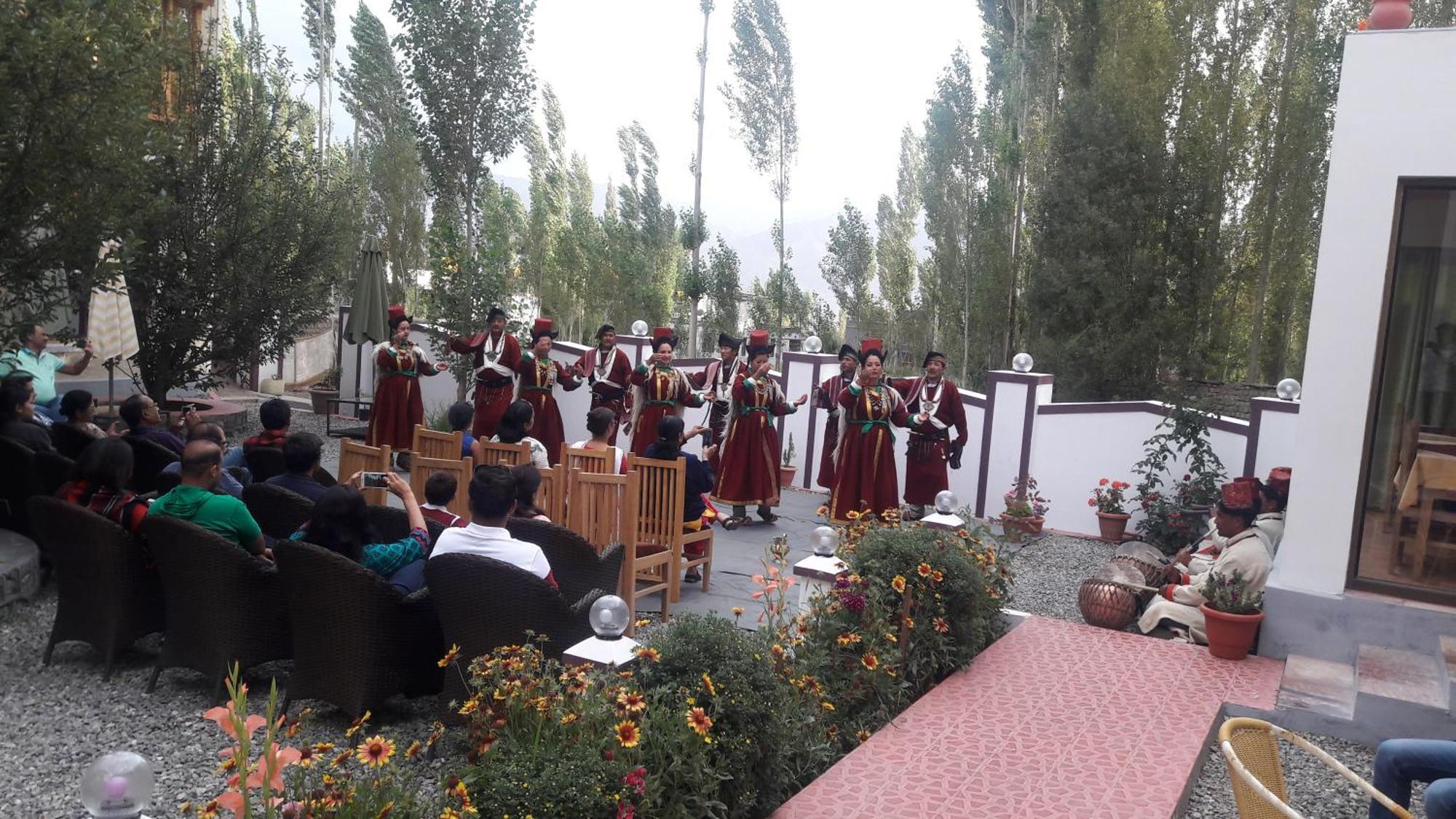 Hotel Lhalingkha Leh Dış mekan fotoğraf