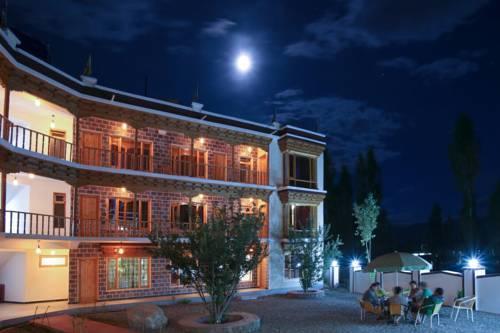 Hotel Lhalingkha Leh Dış mekan fotoğraf