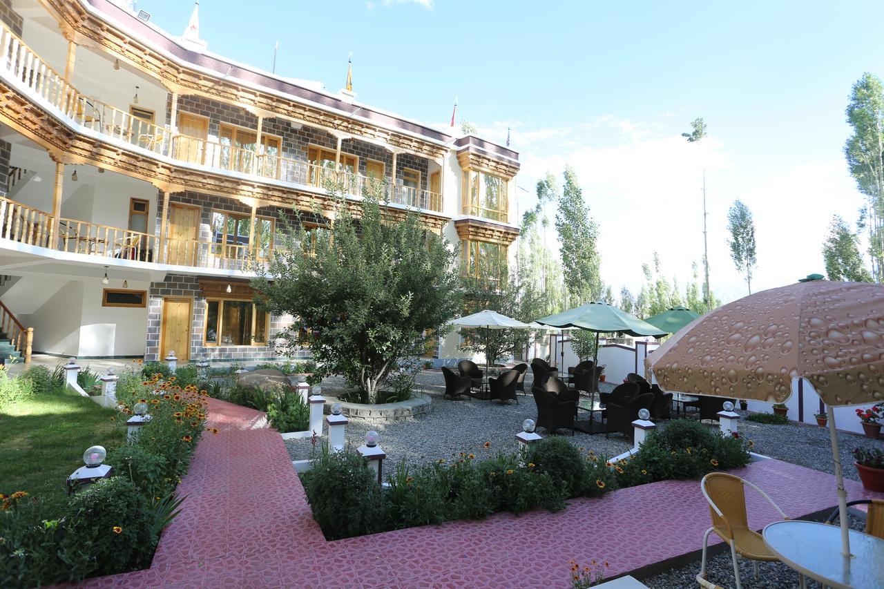 Hotel Lhalingkha Leh Dış mekan fotoğraf